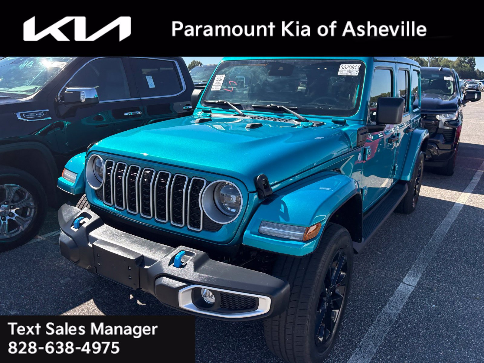 Used 2024 Jeep Wrangler Unlimited Sahara w/ Technology Group AWD/4WD image 9