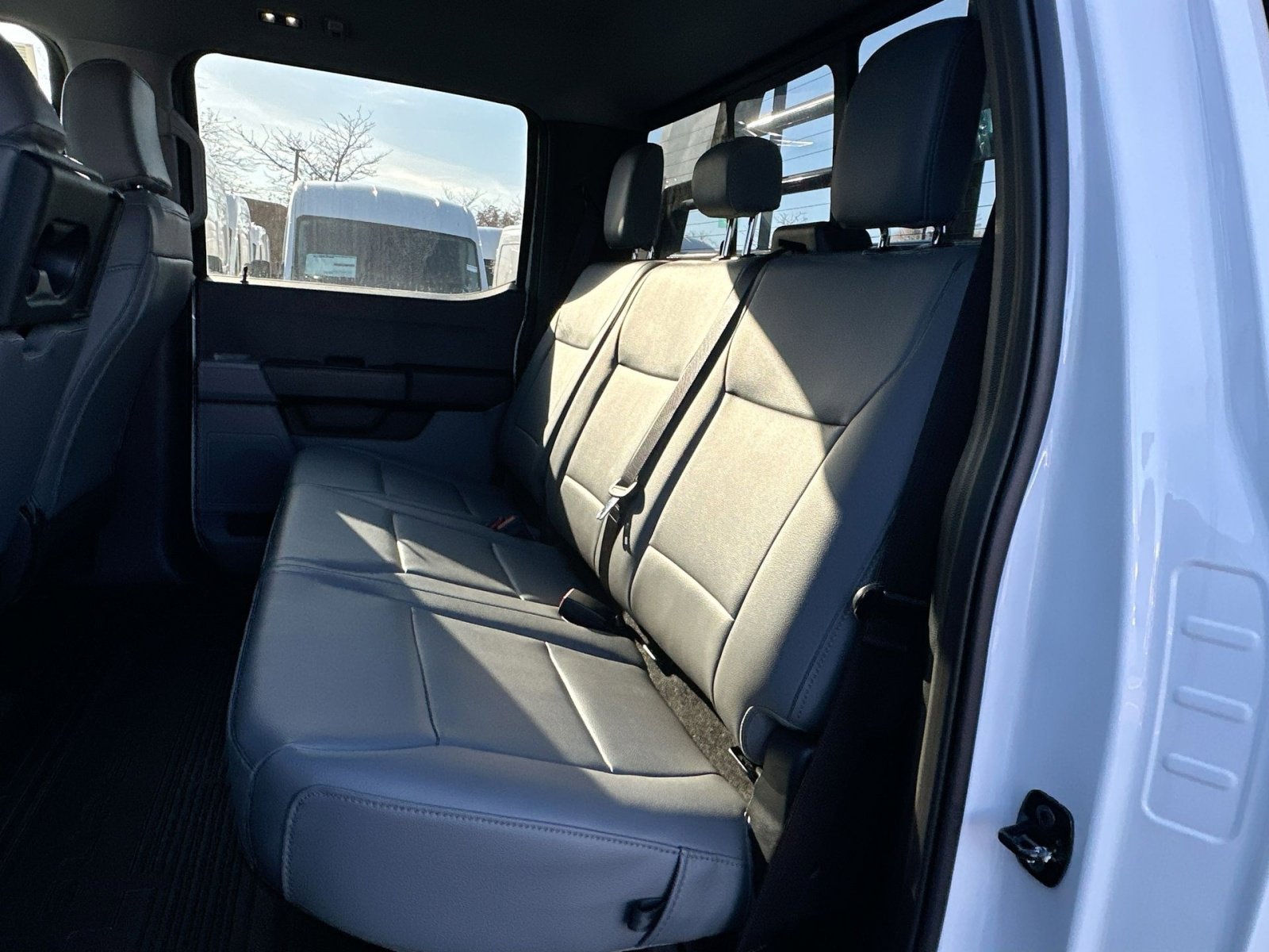 New 2026 Ford F550 4x4 Crew Cab Super Duty w/ XL Chrome Package image 33