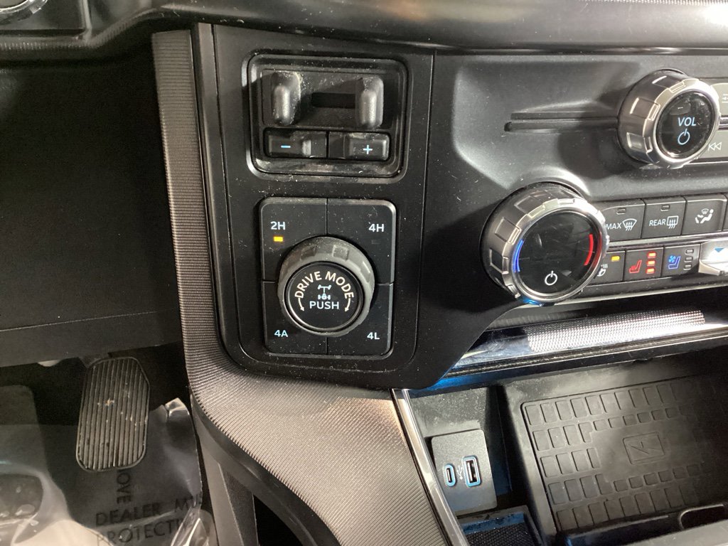 Used 2021 Ford F150 Platinum image 34