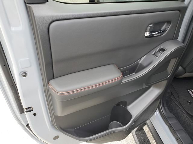 Certified 2024 Nissan Frontier PRO-4X w/ Technology Package image 12