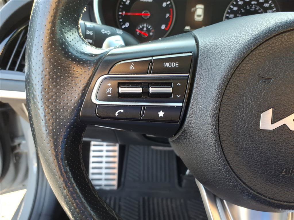 Used 2022 Kia Stinger GT1 image 30