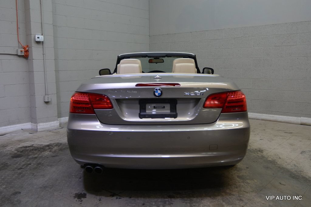 Used 2011 BMW 328i Convertible RWD image 13