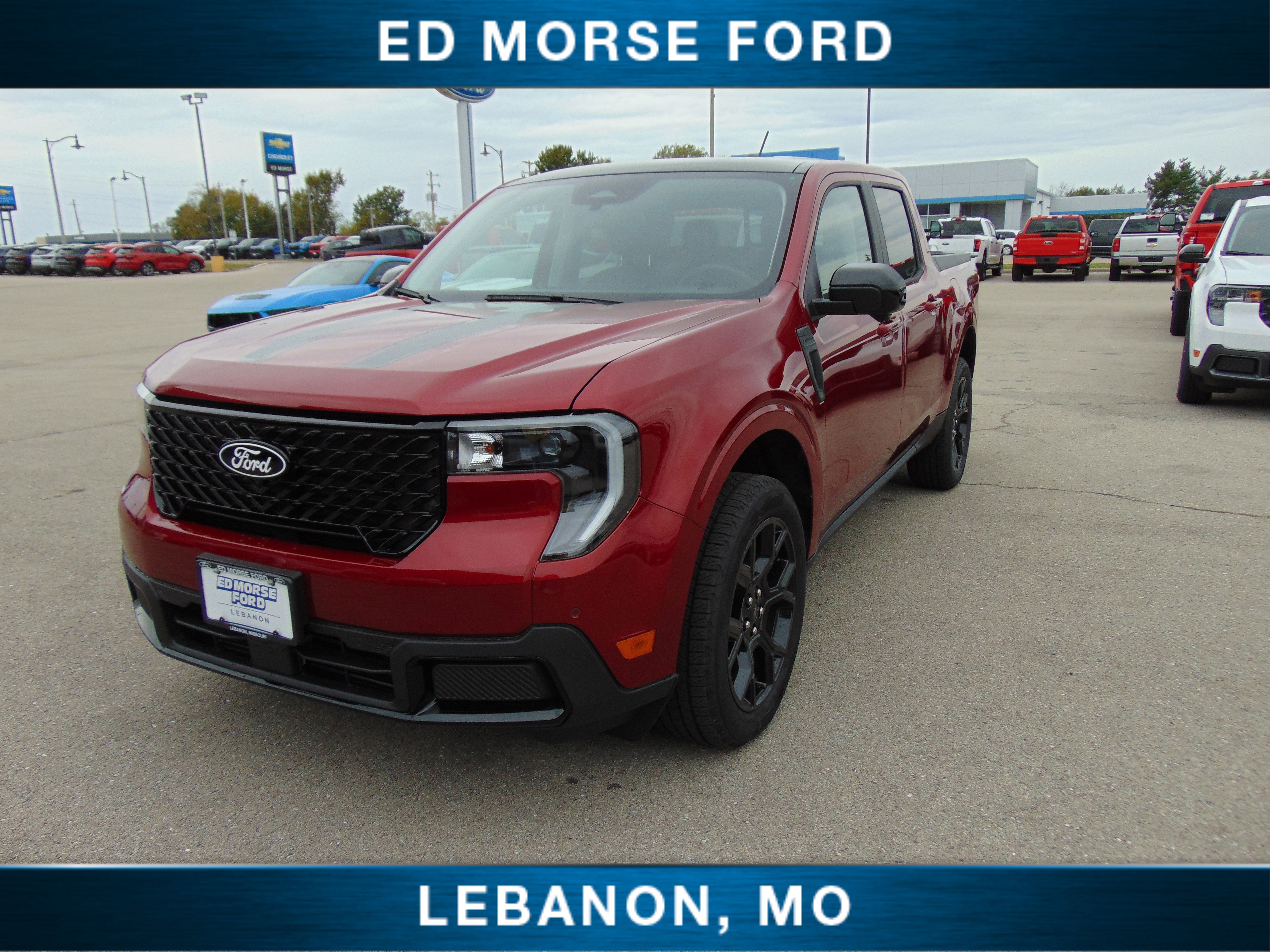 New 2025 Ford Maverick Lariat w/ Black Appearance Package image 1