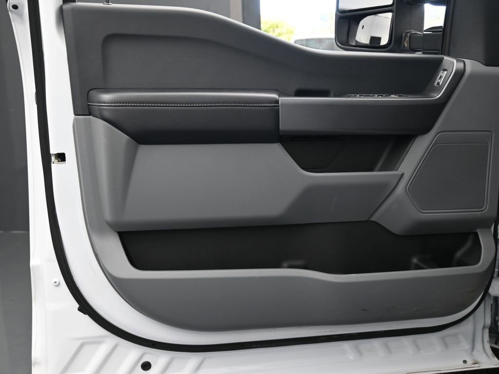 Used 2025 Ford F250 XLT image 14