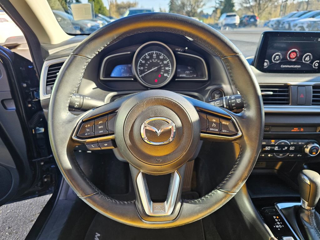 Used 2018 MAZDA MAZDA3 Touring image 25