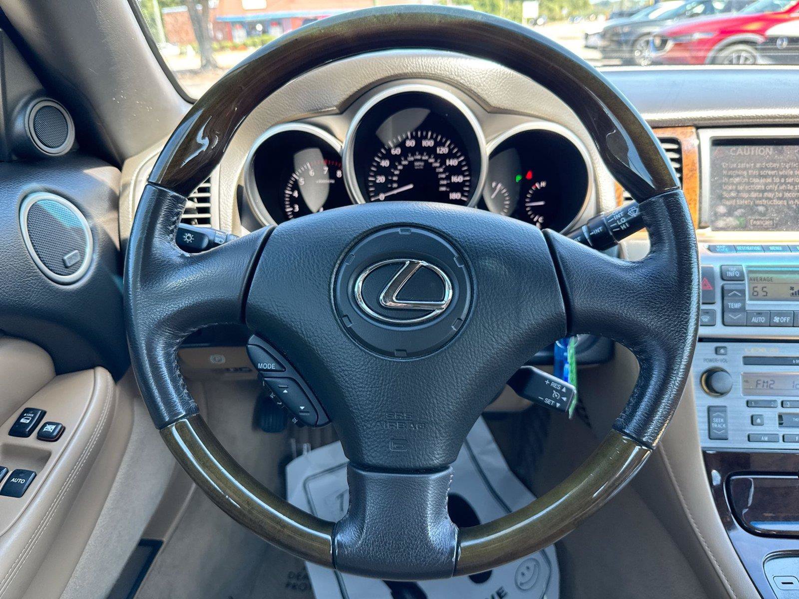 Used 2007 Lexus SC 430 Convertible RWD image 6