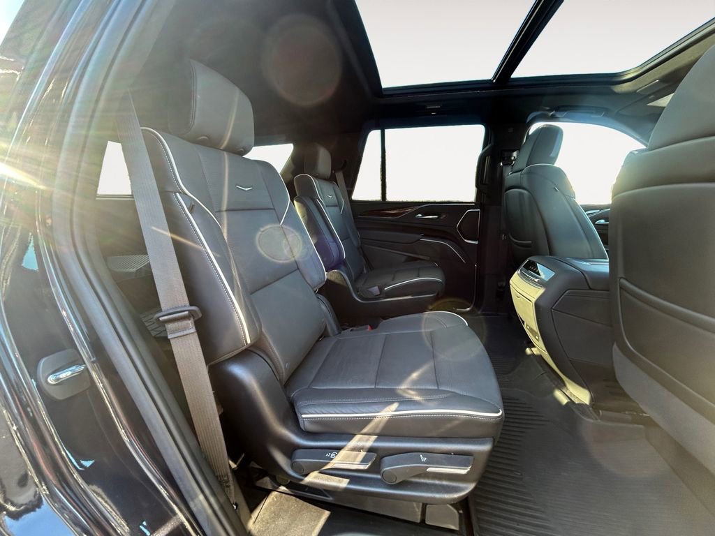 Used 2024 Cadillac Escalade Premium Luxury w/ LPO, Floor Liner Package image 11