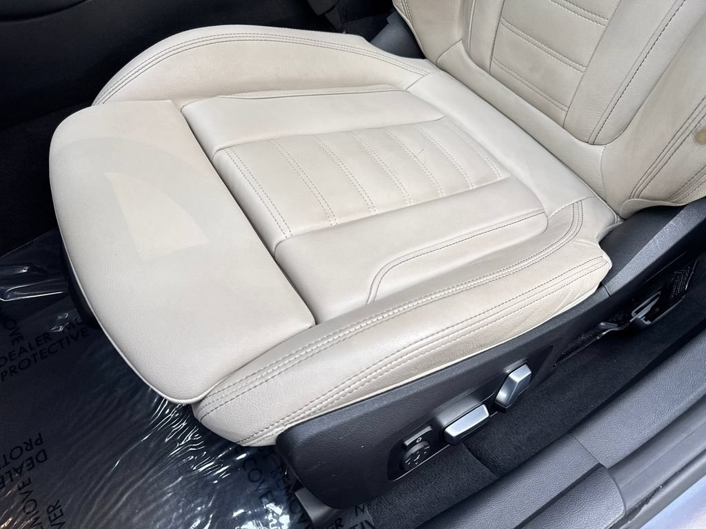 Used 2023 BMW i4 eDrive40 w/ M Sport Package RWD image 28