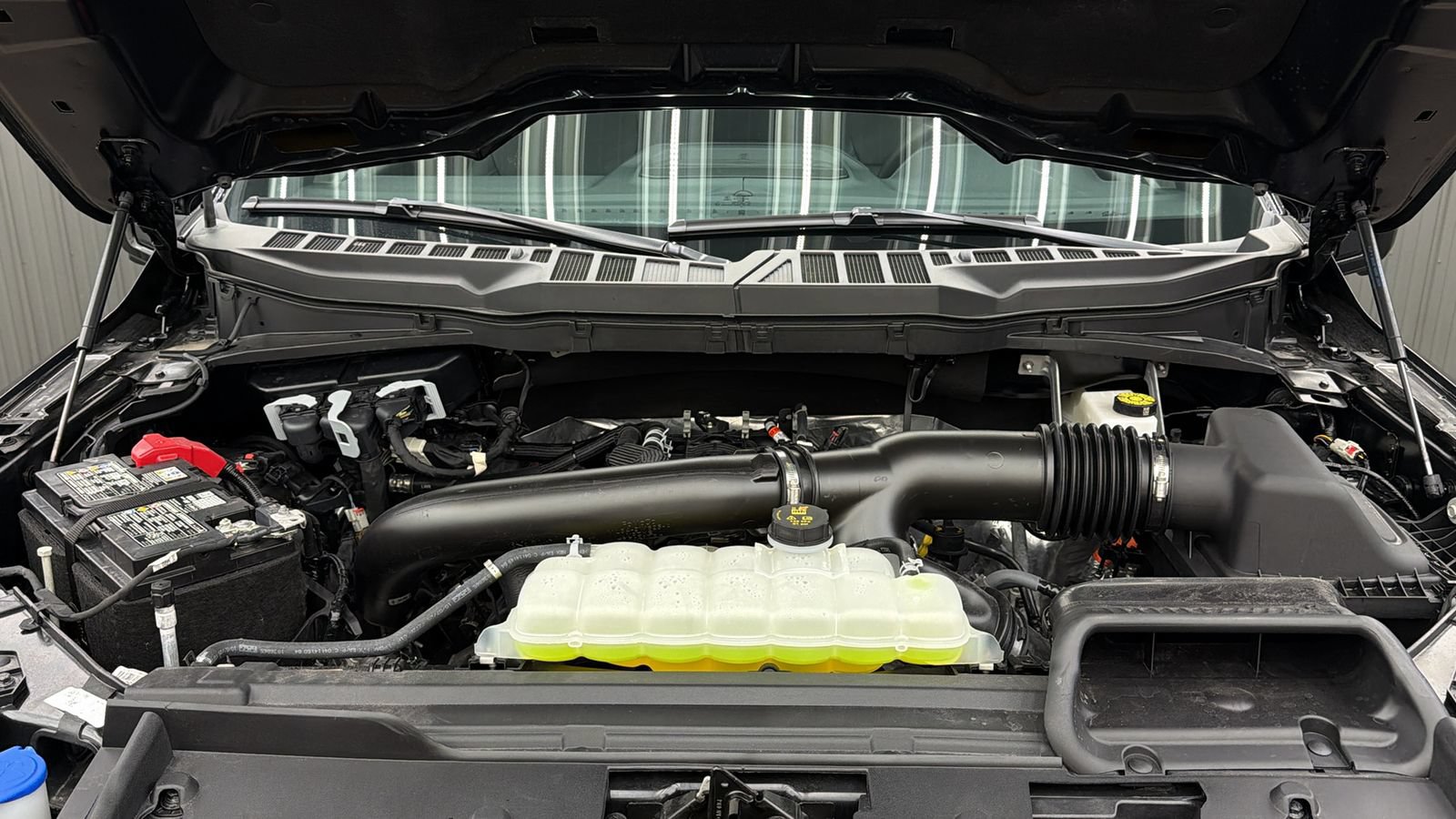 Used 2026 Ford F150 Lariat AWD/4WD image 19