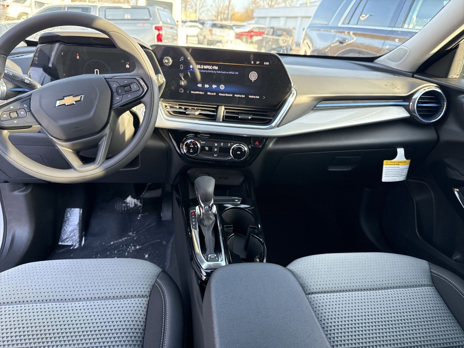 New 2026 Chevrolet Trax LT image 17