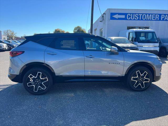 New 2025 Chevrolet Blazer RS w/ Driver Confidence II Package image 4