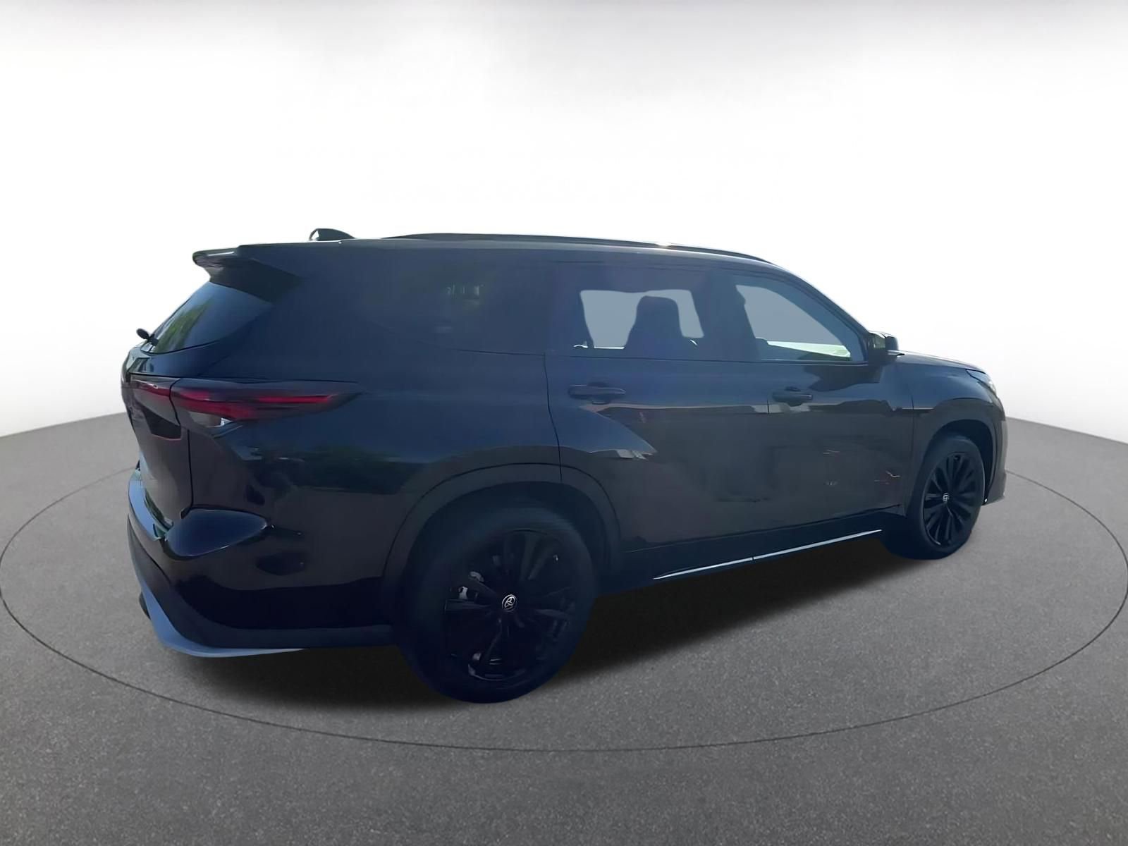 Used 2024 Toyota Highlander XSE image 15