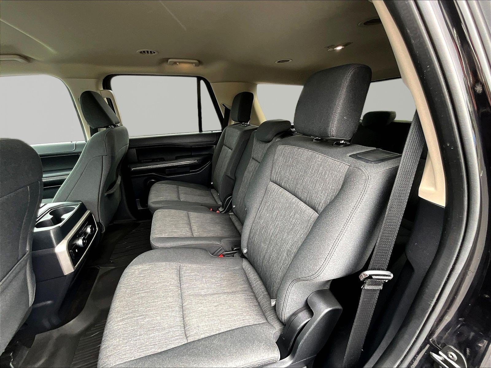 Used 2022 Ford Expedition XLT AWD/4WD image 22