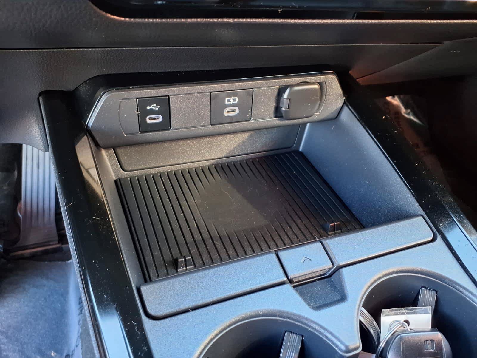 Certified 2026 Toyota Prius XLE FWD image 24