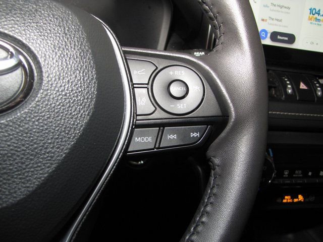 Used 2024 Toyota RAV4 XLE Premium image 6