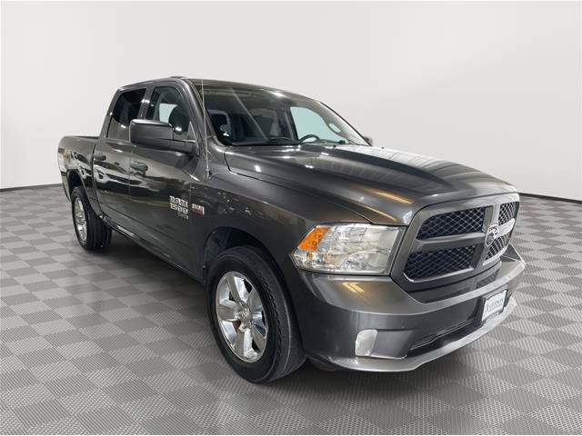 Used 2019 RAM 1500 Express w/ Express Value Package AWD/4WD image 5