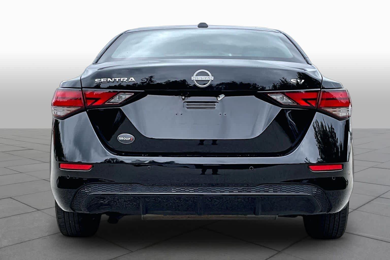 Used 2024 Nissan Sentra SV FWD image 5