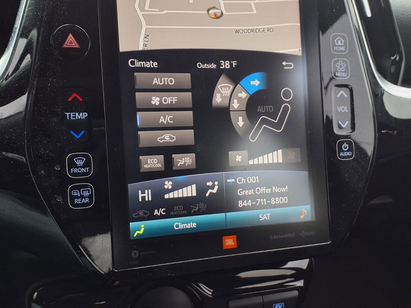 Used 2022 Toyota Prius Limited w/ Premium Convenience Package image 10