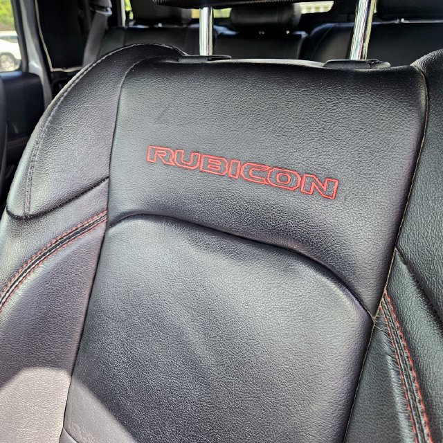 Used 2020 Jeep Gladiator Rubicon AWD/4WD image 14