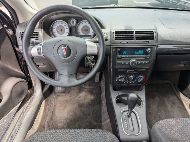 Used 2008 Pontiac G5 FWD image 12