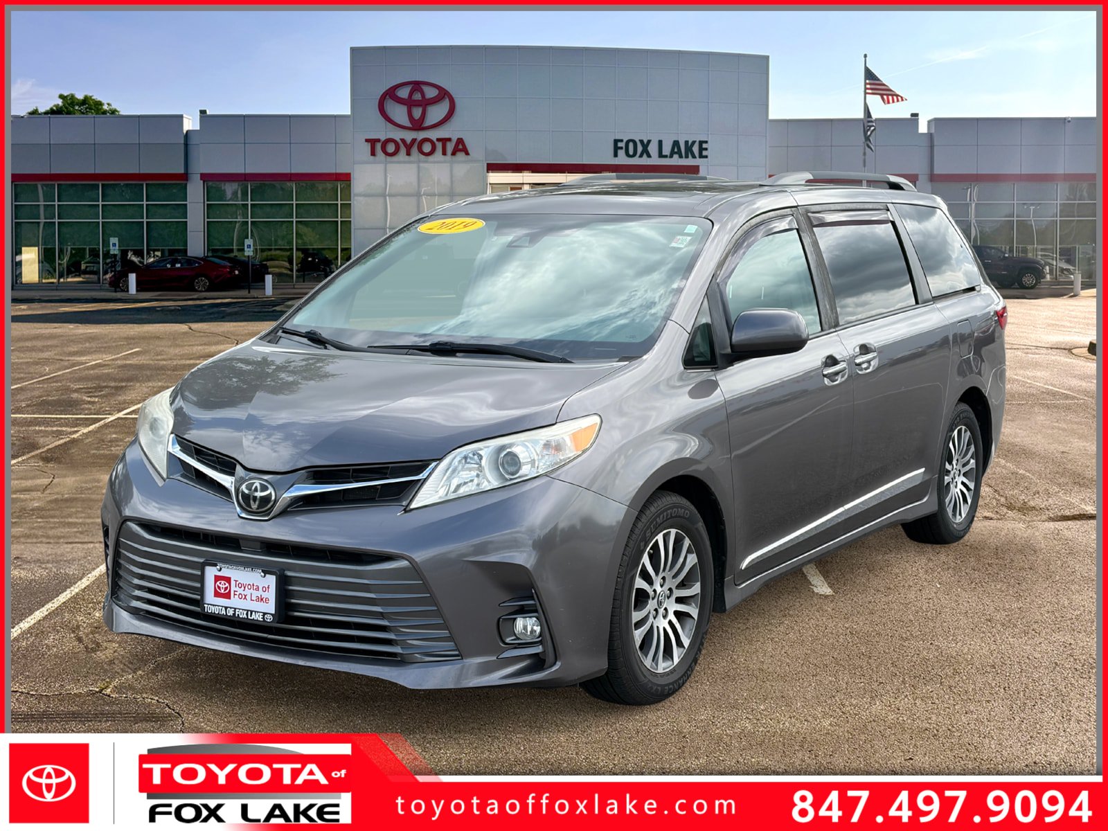 Used 2019 Toyota Sienna XLE w/ XLE Navigation Package
