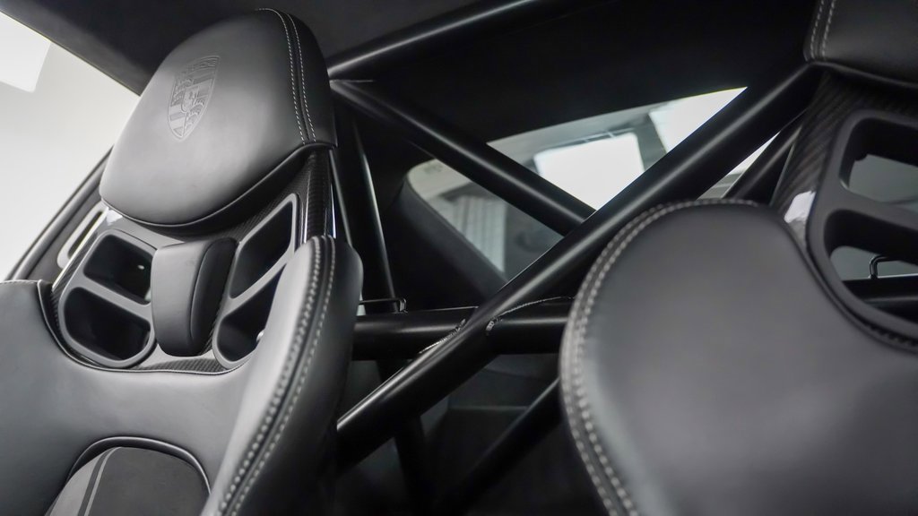 Used 2018 Porsche 911 GT3 image 32