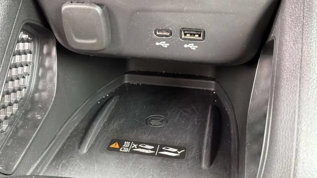 Used 2025 Chevrolet TrailBlazer RS w/ Convenience Package AWD/4WD image 27