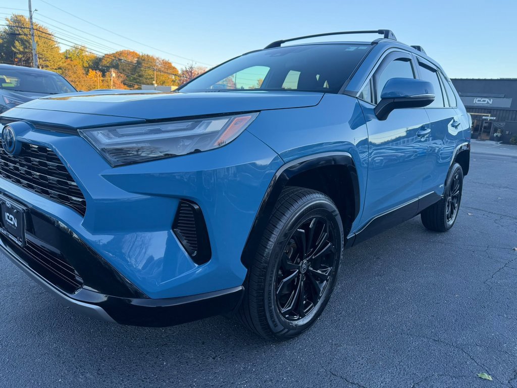 Used 2022 Toyota RAV4 SE w/ SE Grade Weather Package AWD/4WD image 24