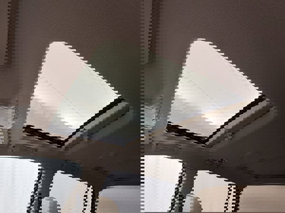 Used 2018 GMC Acadia Denali w/ Technology Package image 9