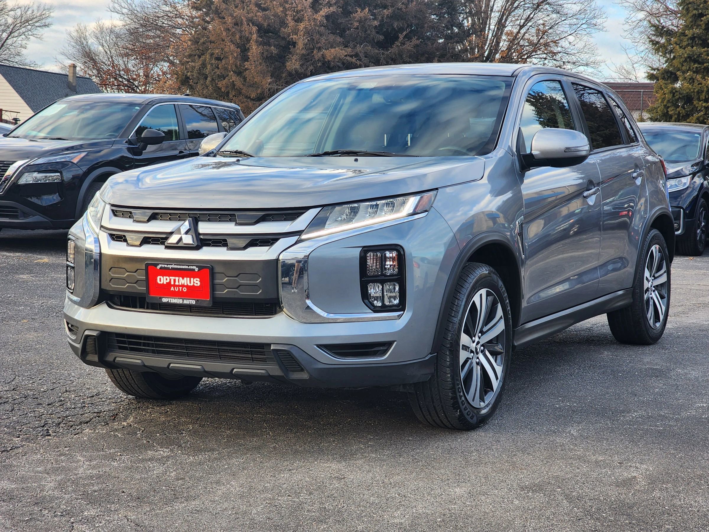 Used 2021 Mitsubishi Outlander Sport SE image 3