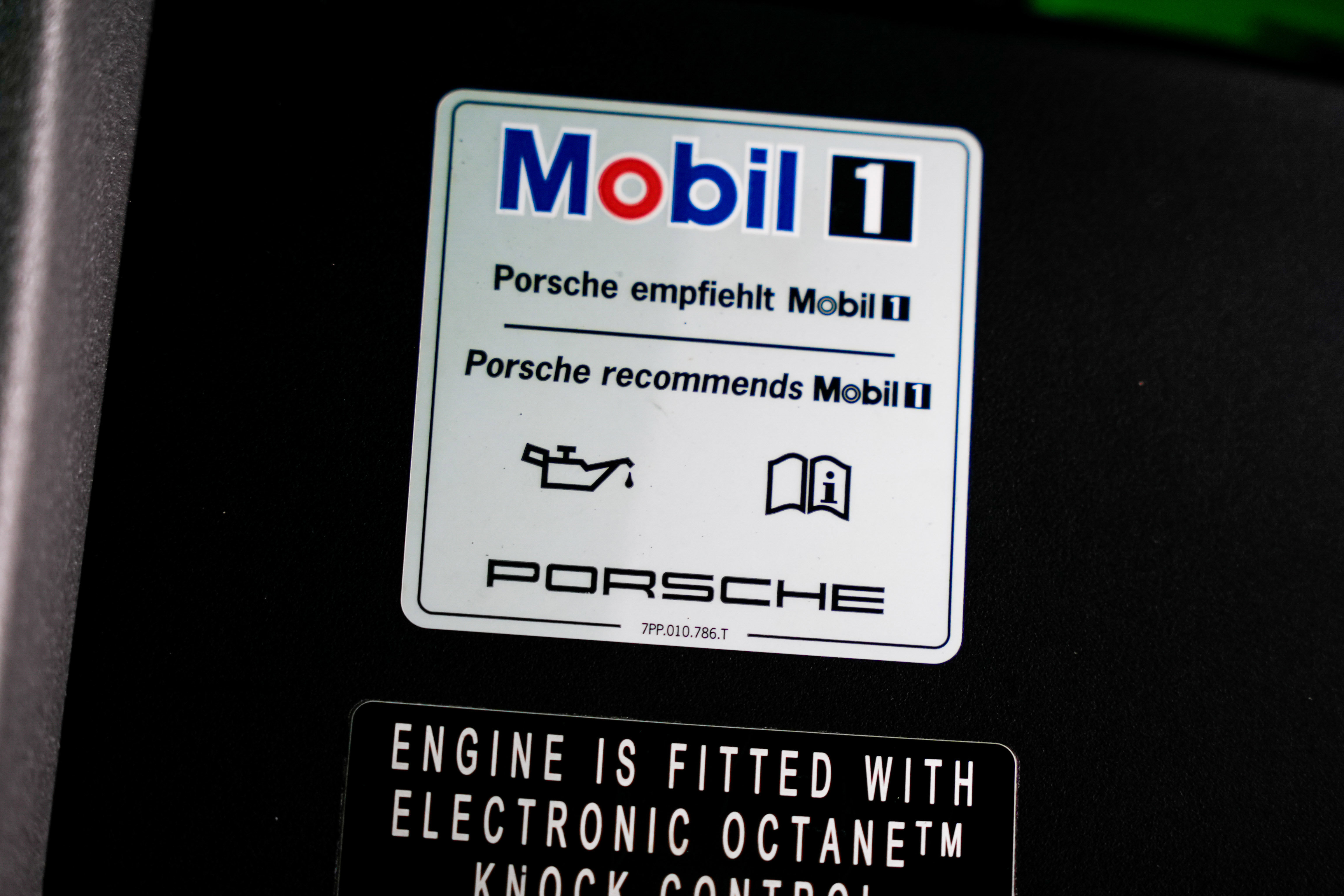 Used 2014 Porsche 911 Carrera 4S image 47