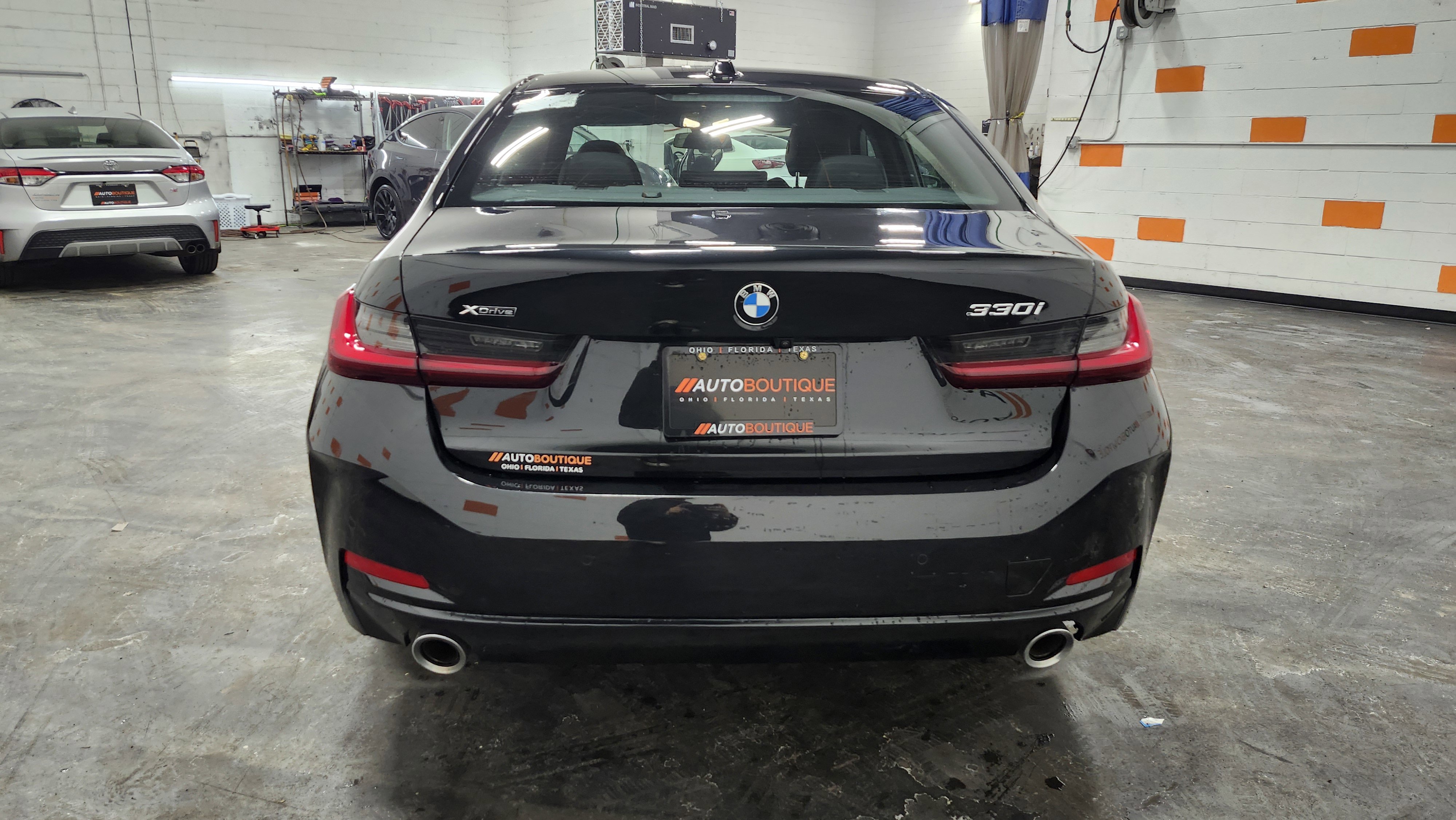 Used 2025 BMW 330i xDrive 330i xDrive w/ Convenience Package image 17