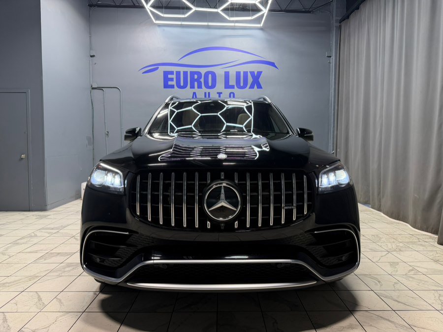 Used 2024 Mercedes-Benz GLS 63 AMG 4MATIC image 3