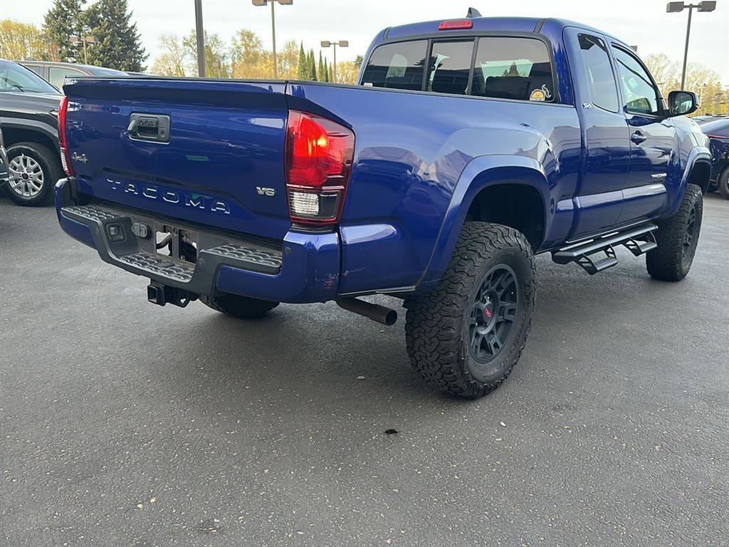 Certified 2022 Toyota Tacoma SR5 image 5