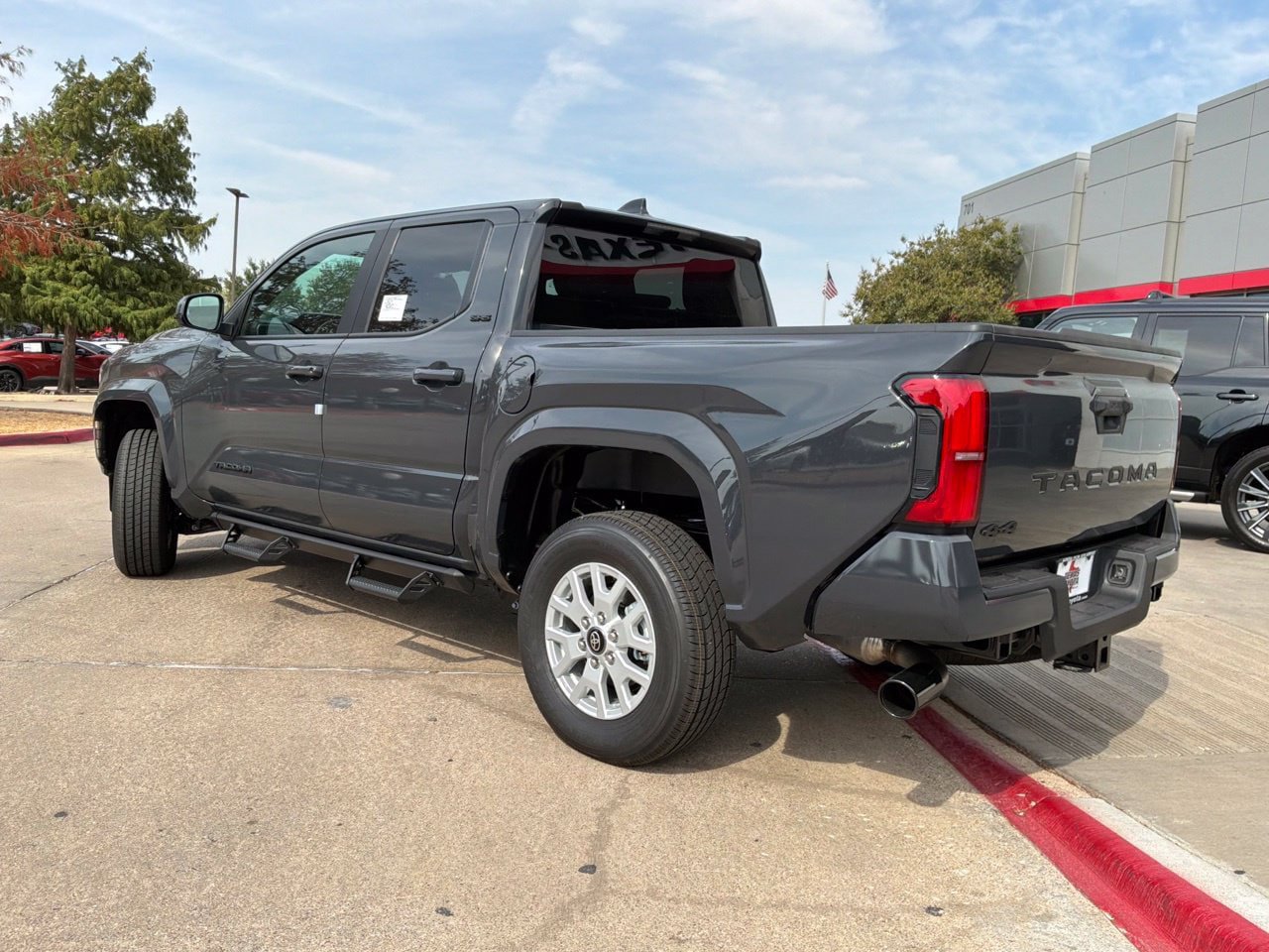 New 2026 Toyota Tacoma SR5 AWD/4WD image 7