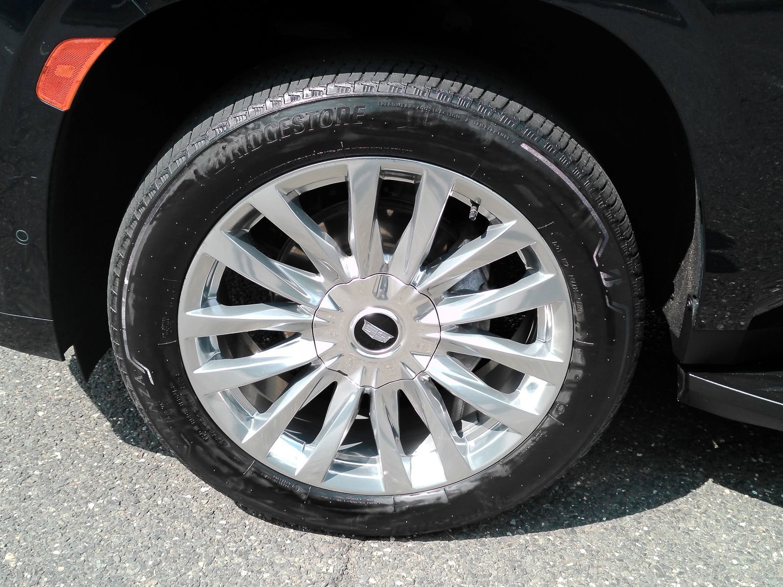 Certified 2024 Cadillac Escalade Premium Luxury AWD/4WD image 22