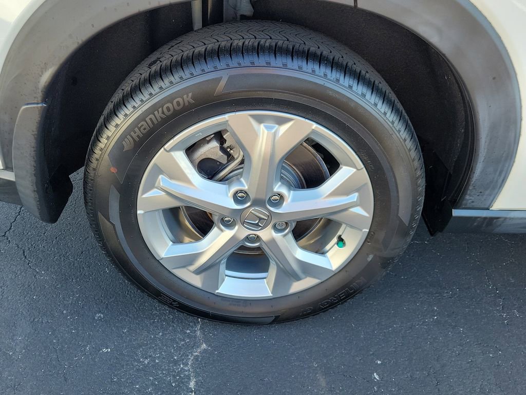 Certified 2023 Honda HR-V LX image 6