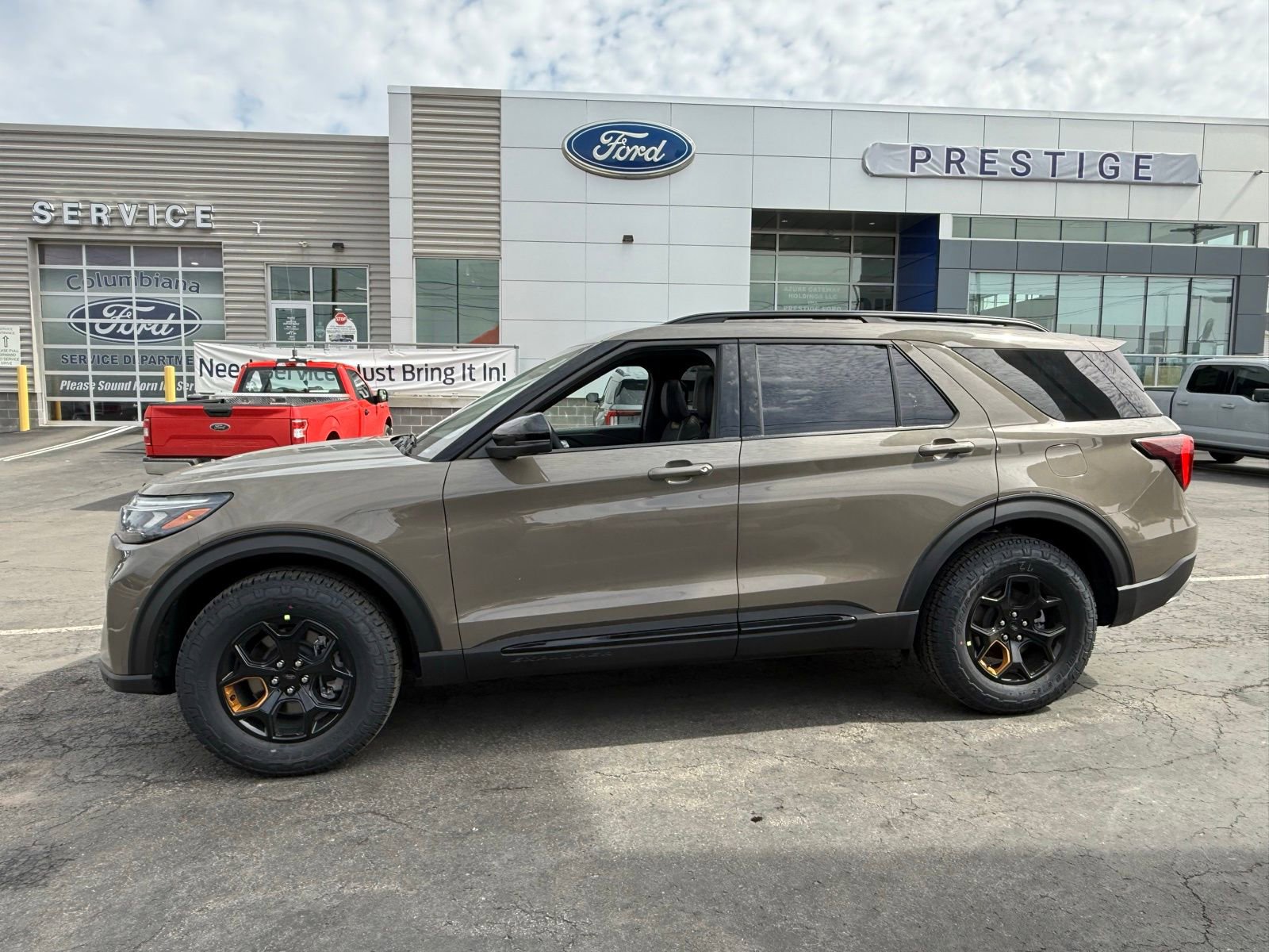 New 2026 Ford Explorer Tremor w/ Tremor Ultimate Package image 3