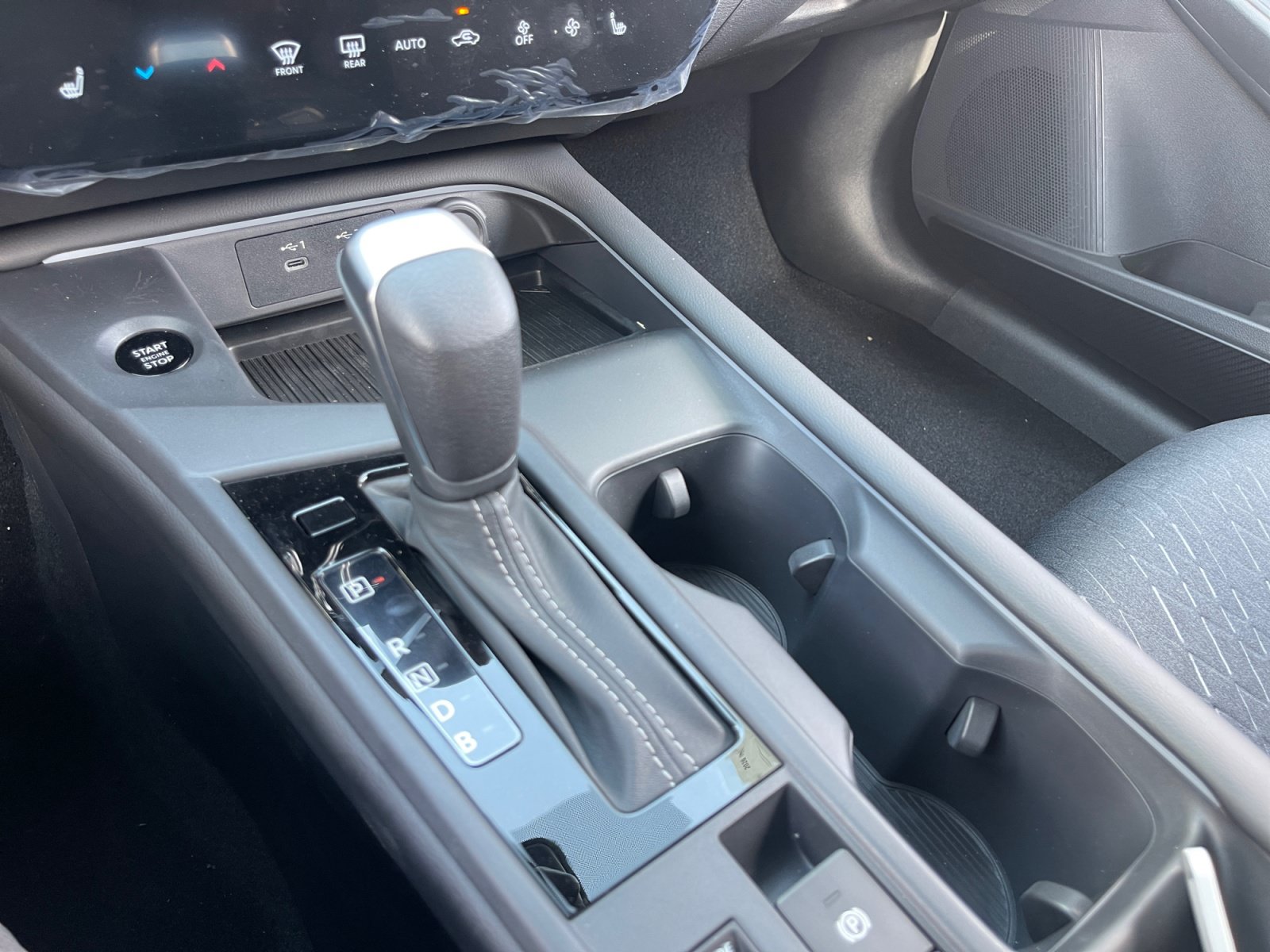 New 2026 Nissan Sentra SV w/ SV Convenience Package FWD image 15