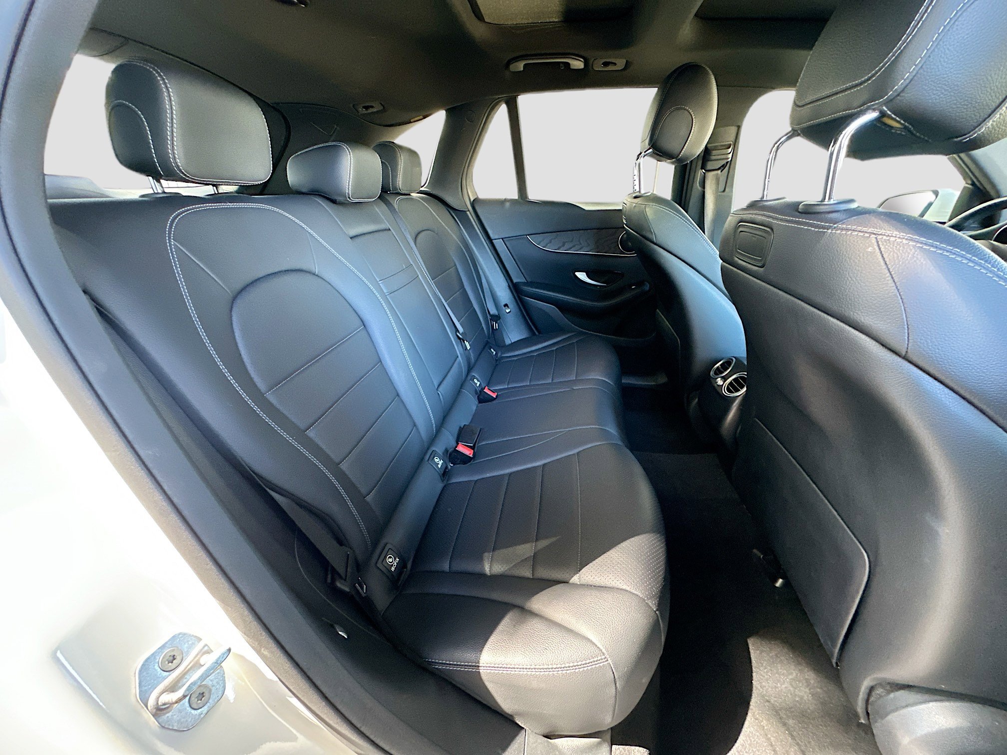 Used 2018 Mercedes-Benz GLC 300 image 27