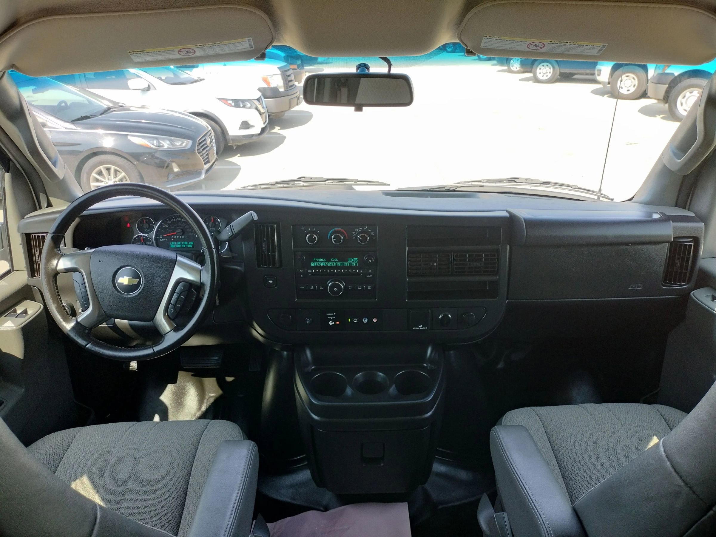 Used 2019 Chevrolet Express 3500 Extended w/ Driver Convenience Package RWD image 41