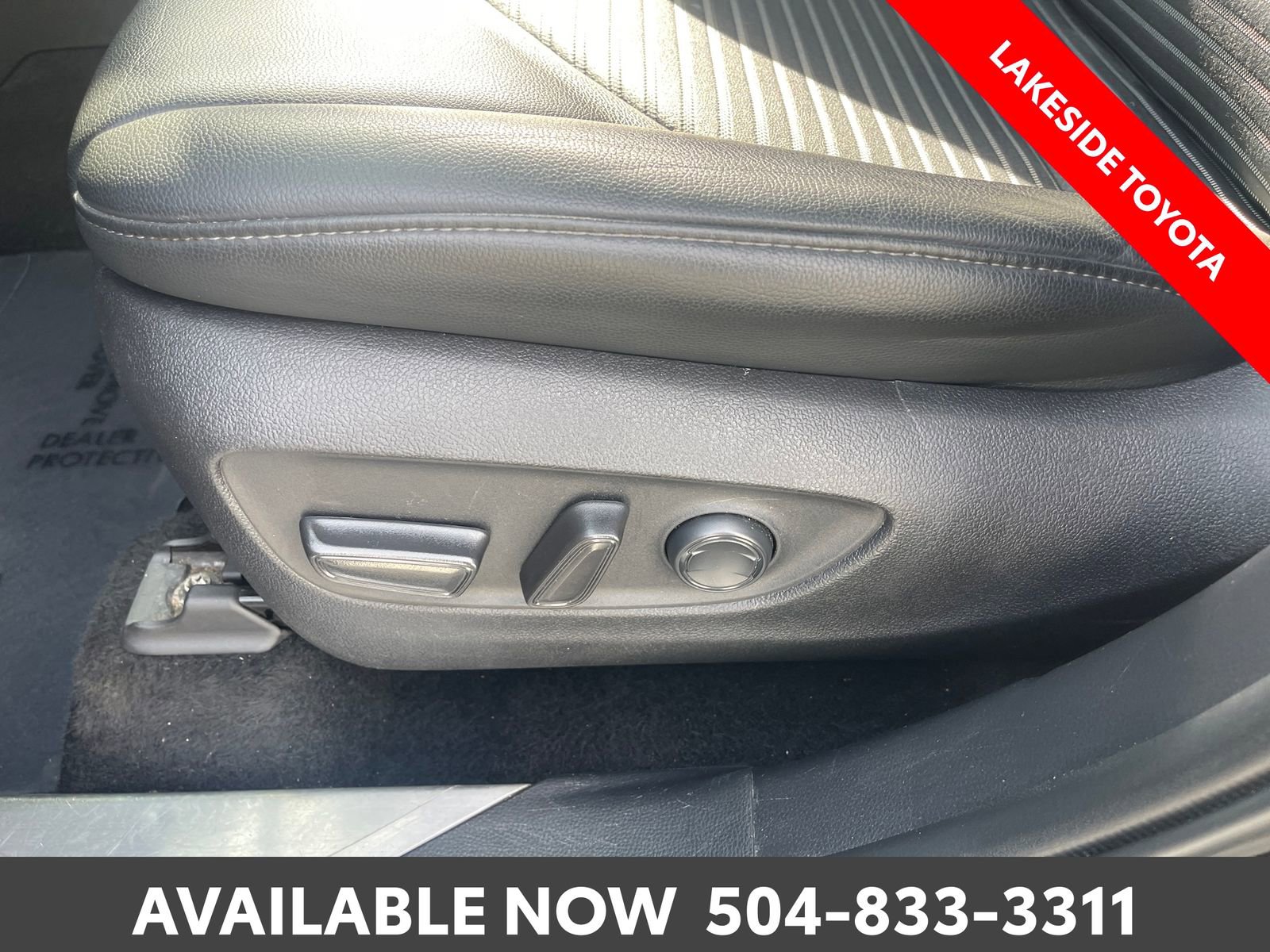 Used 2021 Toyota Highlander XSE FWD image 27