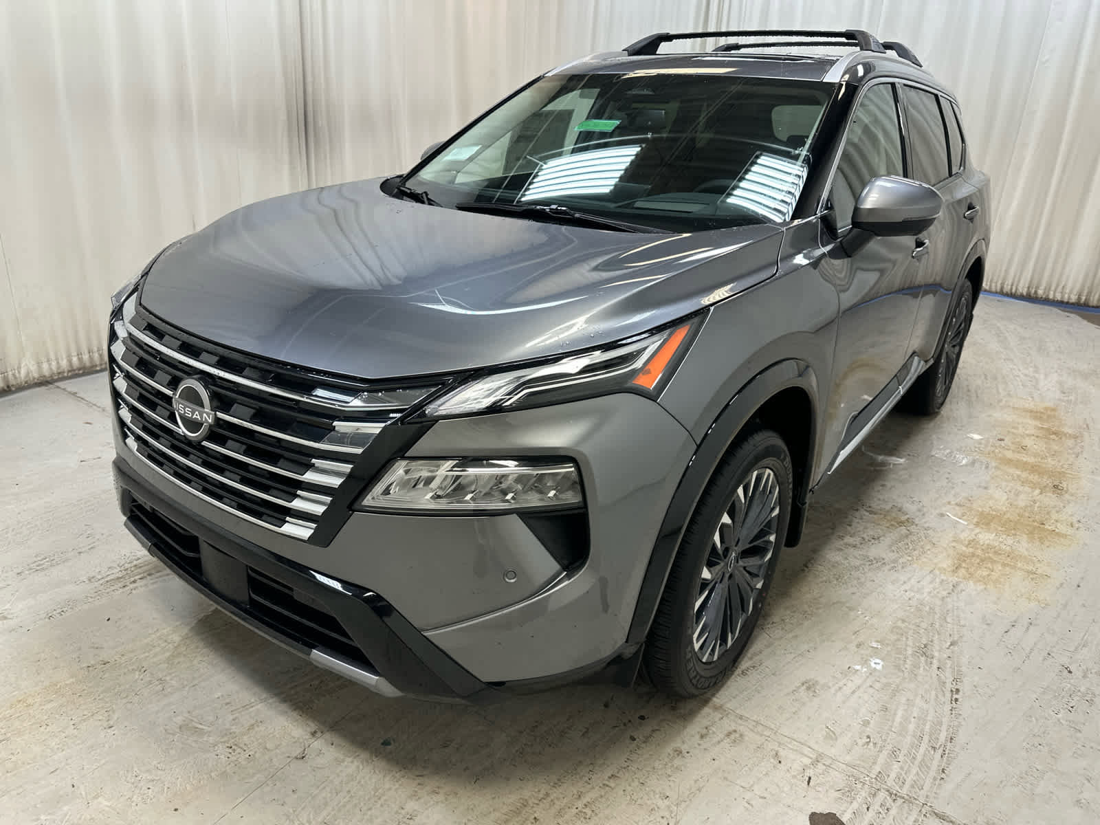 New 2026 Nissan Rogue Platinum image 10