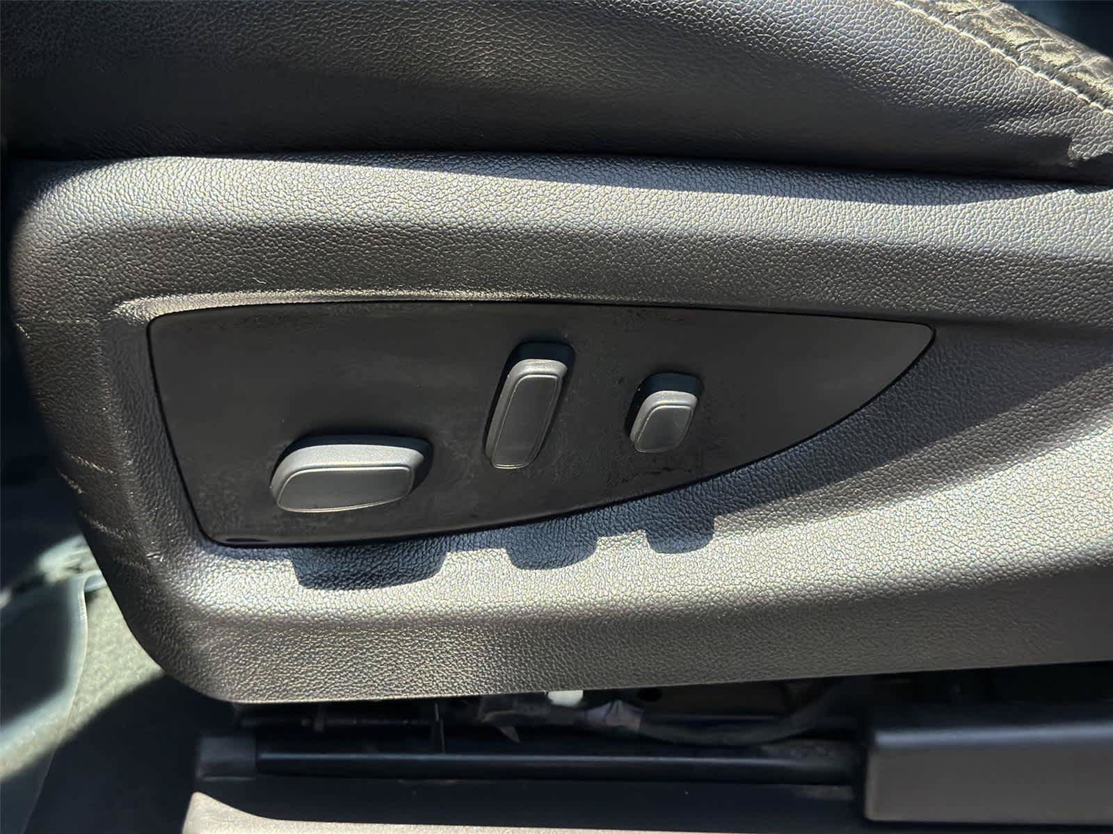 Used 2019 Chevrolet Tahoe LT AWD/4WD image 23