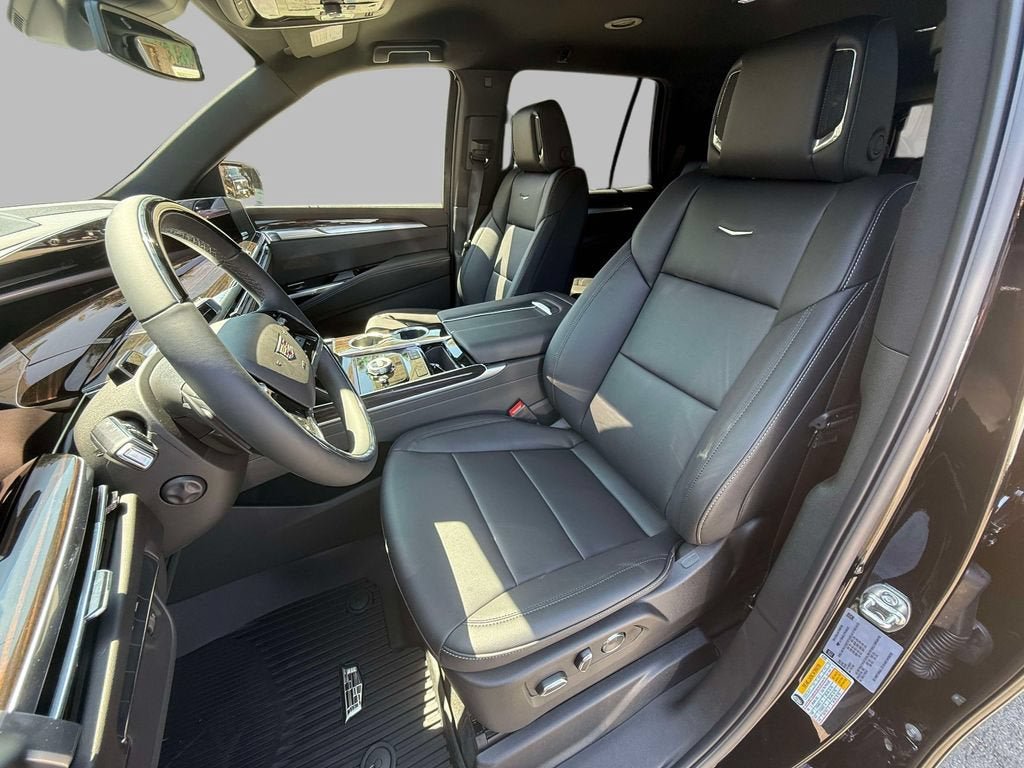 New 2026 Cadillac Escalade 4WD w/ LPO, Floor Liner Package image 2