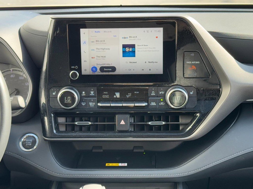 Certified 2023 Toyota Highlander AWD image 14