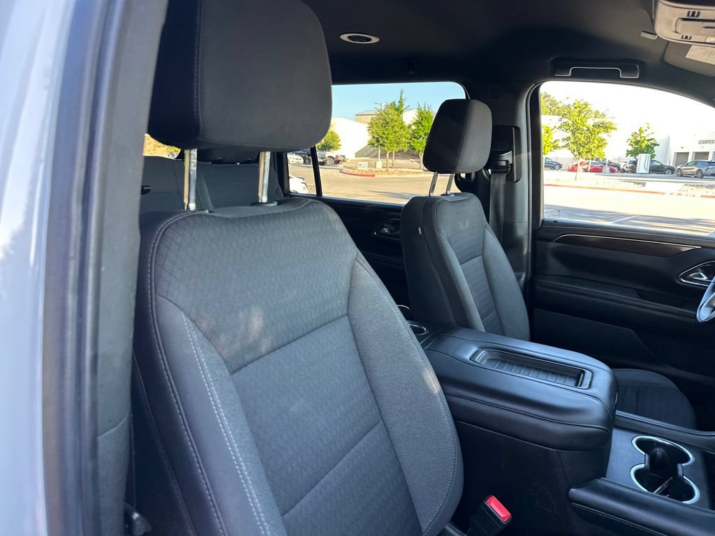 Used 2023 GMC Yukon XL SLE w/ Gmc Pro Safety Plus Package RWD image 37