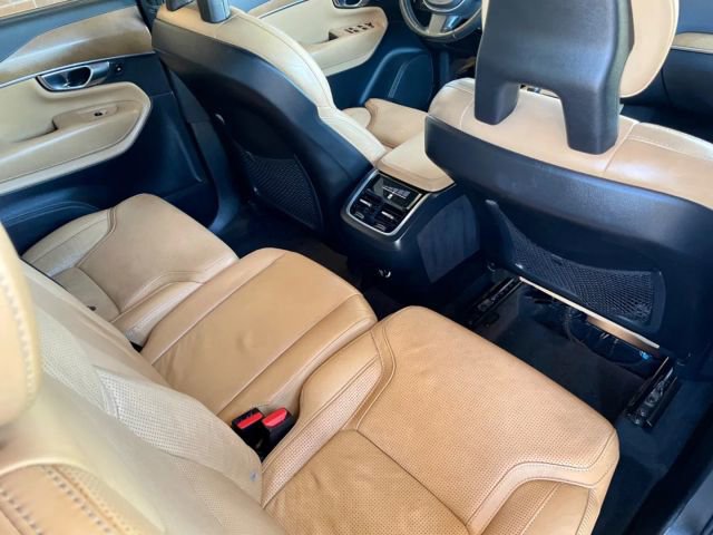 Used 2017 Volvo XC90 T6 Inscription w/ Vision Package image 14