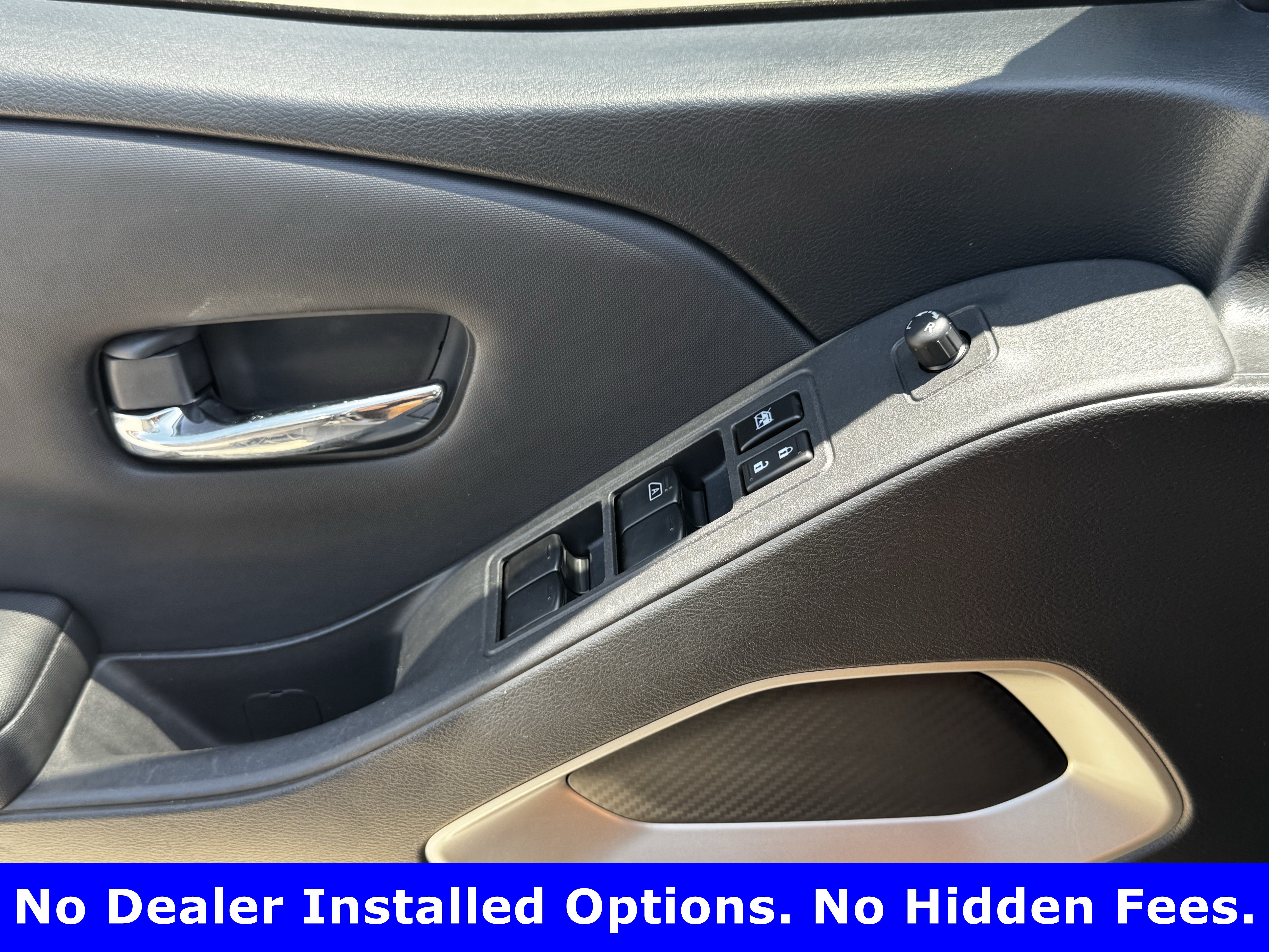 Used 2022 Nissan Frontier SV AWD/4WD image 23
