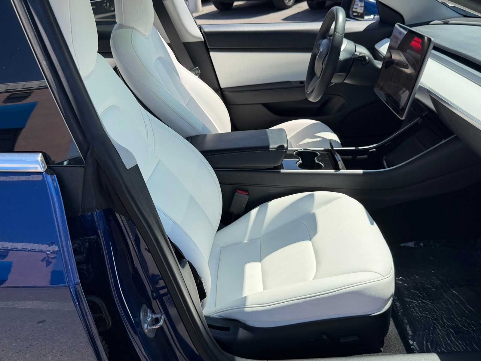 Used 2020 Tesla Model 3 Long Range AWD/4WD image 28